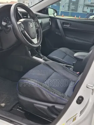 Toyota Corolla SE 4dr Sedan (1.8L 4cyl CVT) 2017 White