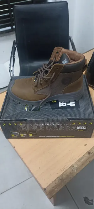 Dakar Joggers Safety Boot