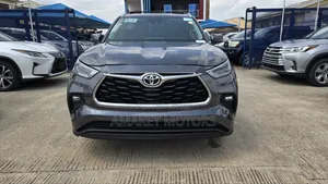 Toyota Highlander 2021 Gray