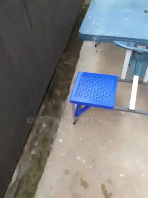 Foldable Picnic Table and 4 Chairs for Kids