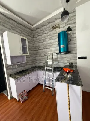 Mini Flat in Lekki Phase 2 for rent
