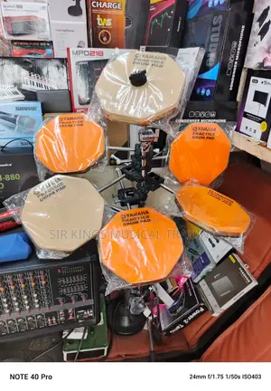 Professional Yamaha Practice Drum Pad Set