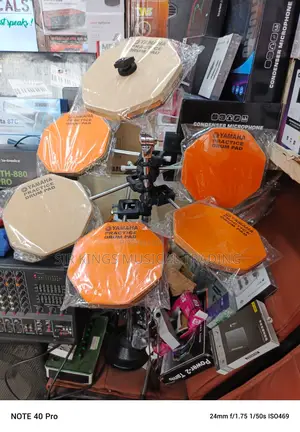 Professional Yamaha Practice Drum Pad Set
