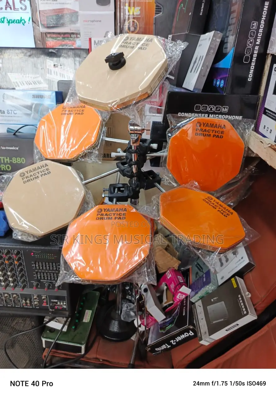 Professional Yamaha Practice Drum Pad Set