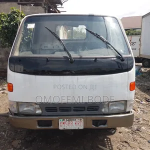 Toyota Dyna 100 2002 White