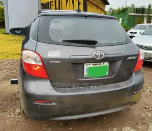 Toyota Matrix 2009 Gray