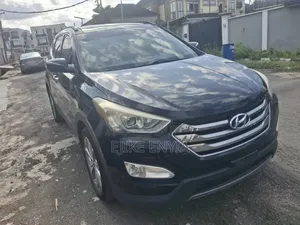 Hyundai Santa Fe Limited 4dr SUV AWD (3.3L 6cyl 6A) 2015 Black