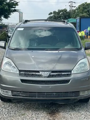 Toyota Sienna 2006 Gray