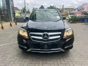 Mercedes-Benz GLK-Class Base GLK 350 4dr AWD 4MATIC (3.5L 6cyl 7A) 2015 Black