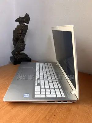 Laptop Samsung 4GB Intel Core i5 HDD 1T