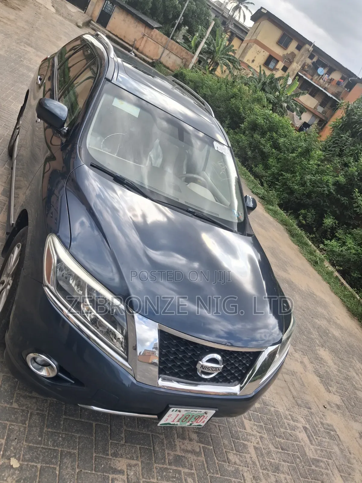 Nissan Pathfinder 2015 Blue