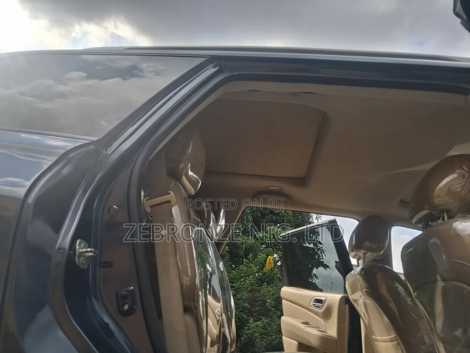 Nissan Pathfinder 2015 Blue