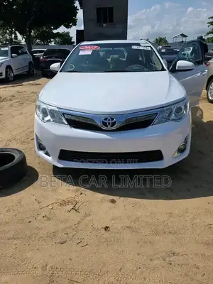 Toyota Camry 2013 White