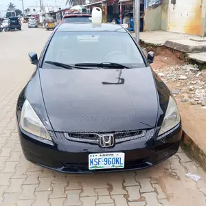 Honda Accord 2005 Black
