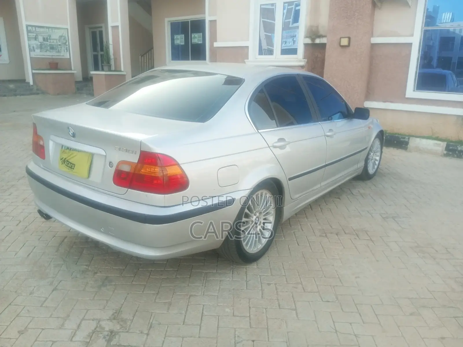 BMW 3 Series 2002 Silver