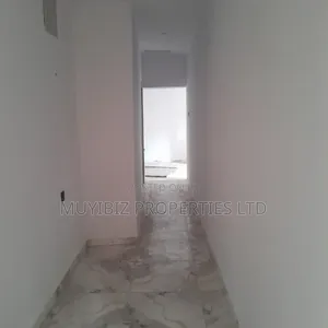 3bdrm Apartment in Jericho for rent