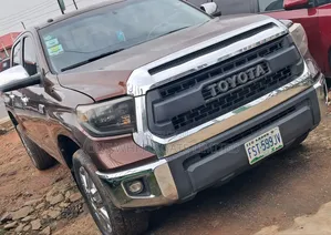 Toyota Tundra 1794 4dr CrewMax 4WD SB (5.7L 8cyl 6A) 2014 Brown