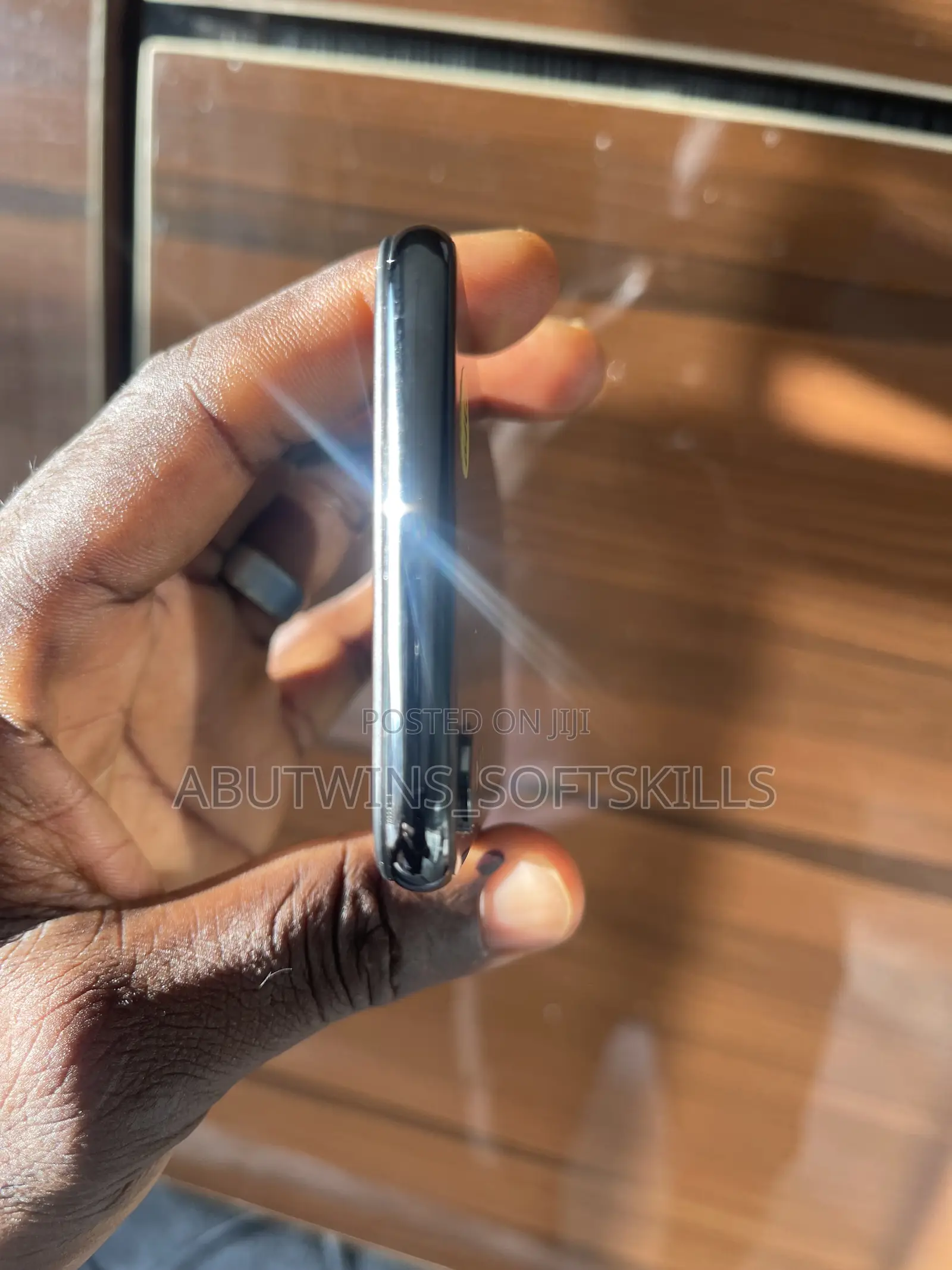 Apple iPhone X 64 GB Black