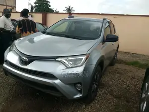 Toyota RAV4 2018 Silver