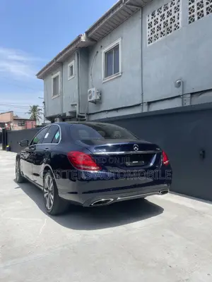 Mercedes-Benz C300 Sport 4dr AWD 4Matic Sedan (2.0L 4cyl 7A) 2015 Blue