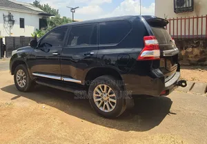 Toyota Land Cruiser Prado 2014 Black