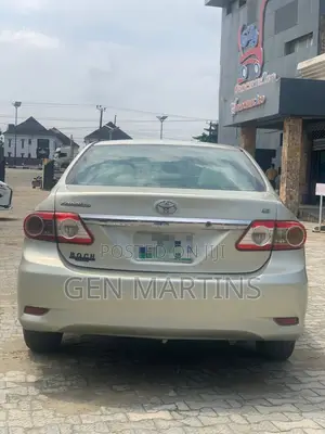 Toyota Corolla 2012