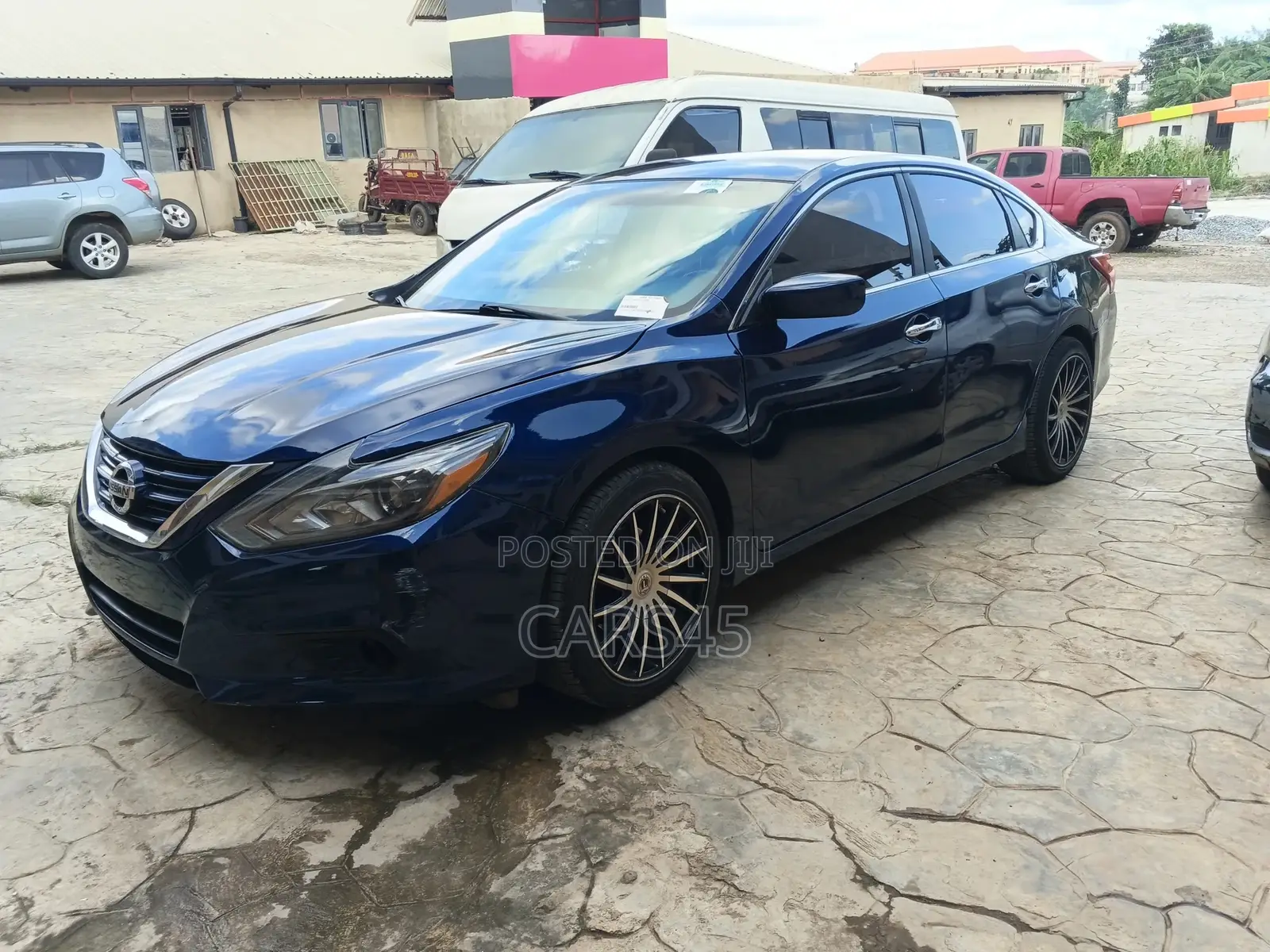 Nissan Altima 2016 Blue