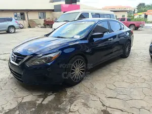 Nissan Altima 2016 Blue