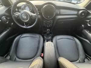Mini Cooper 2020 Green
