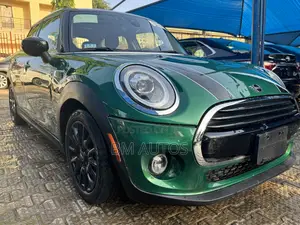 Mini Cooper 2020 Green