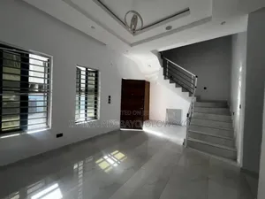 4bdrm Duplex in Ologolo for rent