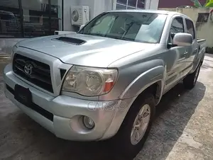 Toyota Tacoma 2005 Silver