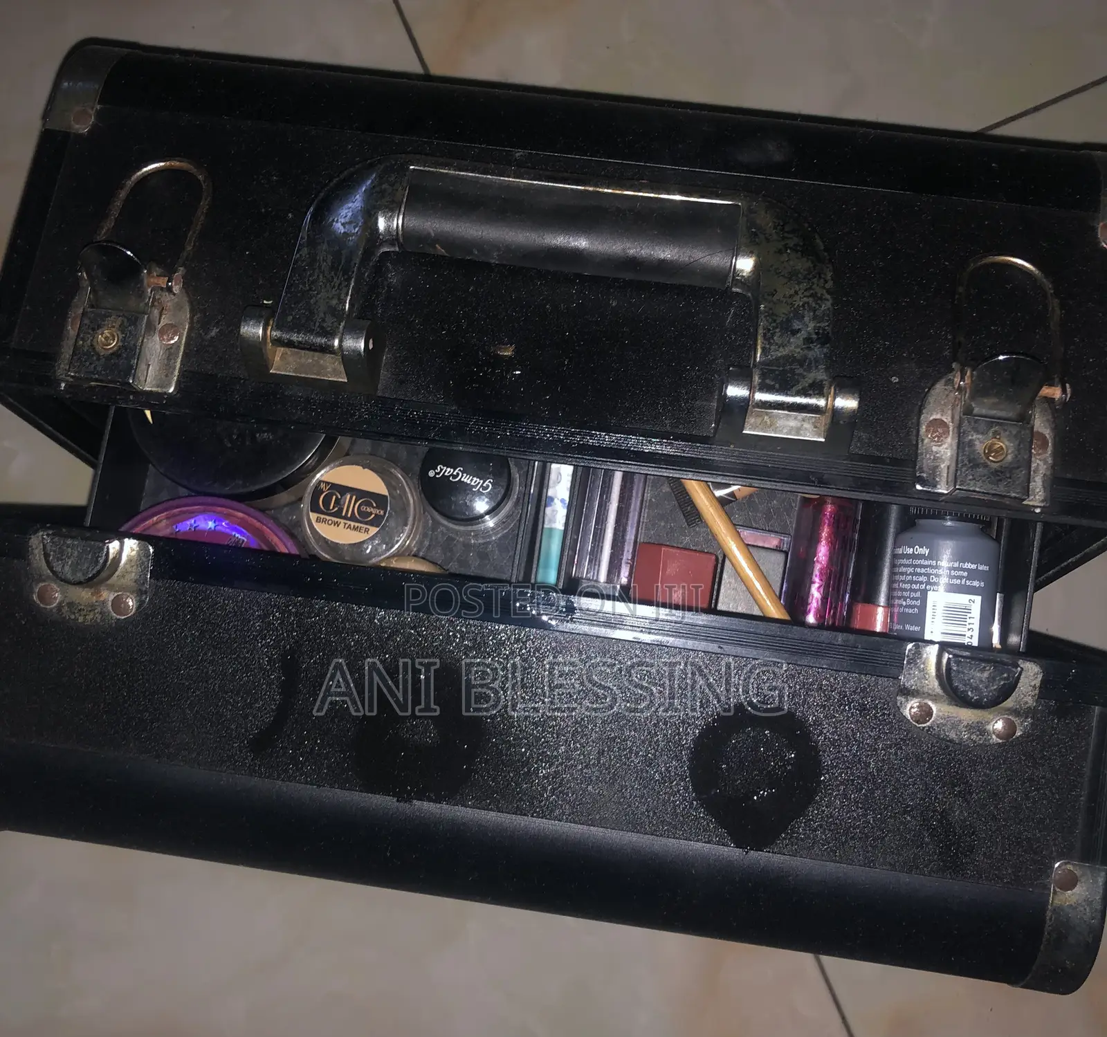 Make Up Box and Working Tools