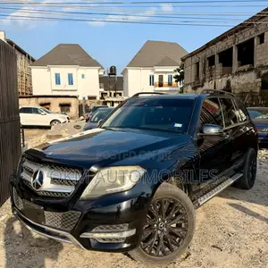 Mercedes-Benz GLK-Class Base GLK 350 4dr AWD 4MATIC (3.5L 6cyl 7A) 2015 Black