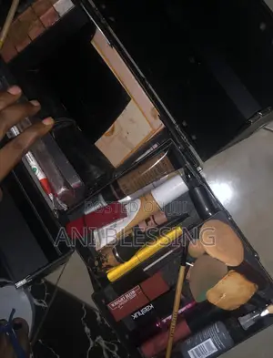 Make Up Box and Working Tools