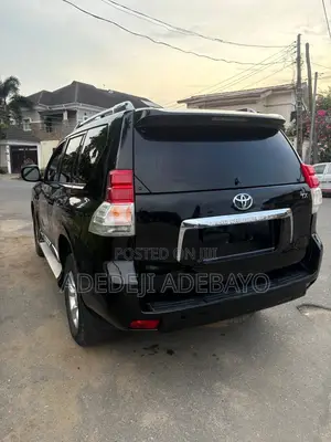 Toyota Regius 2011 Black