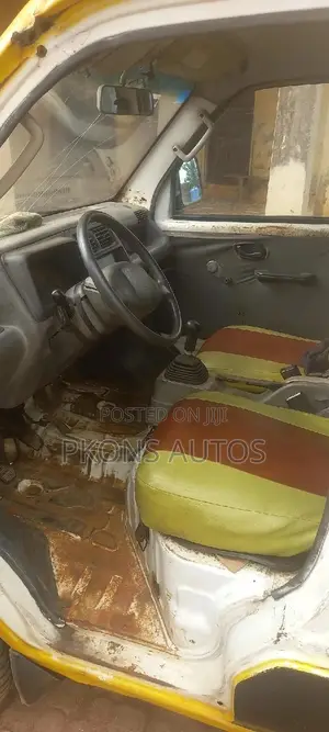 Suzuki Every 2005 Yellow