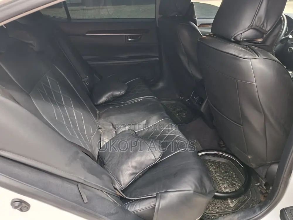 Lexus ES 2014 White