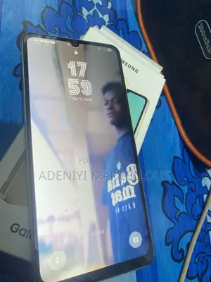 Samsung Galaxy A06 128 GB Gold