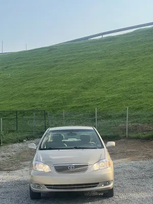 Toyota Corolla LE 2007 Gold