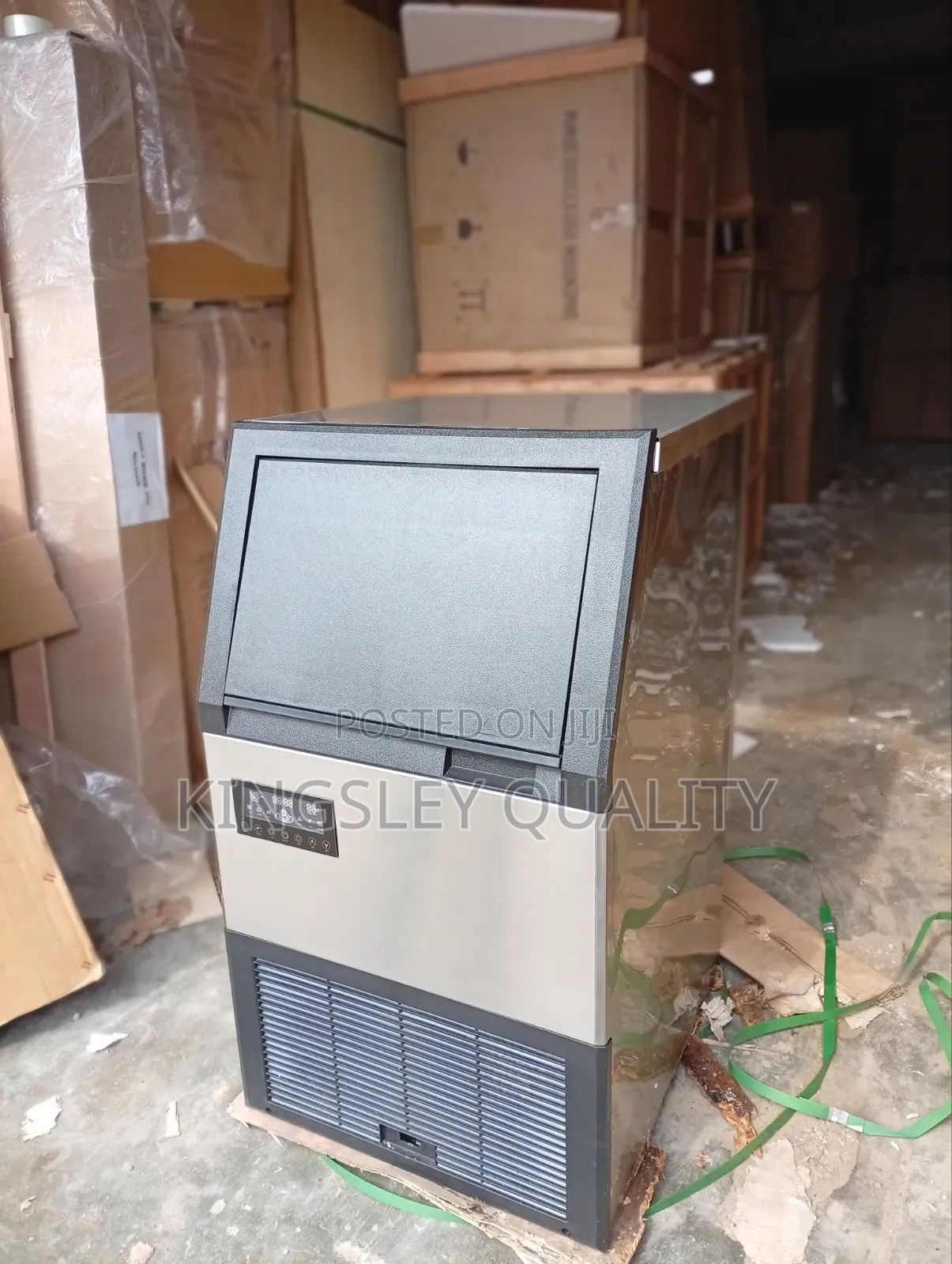 Ice Cube Machine