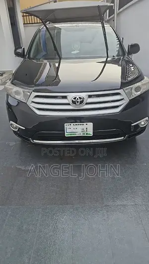Toyota Highlander Limited 3.5L 2WD 2013 Black