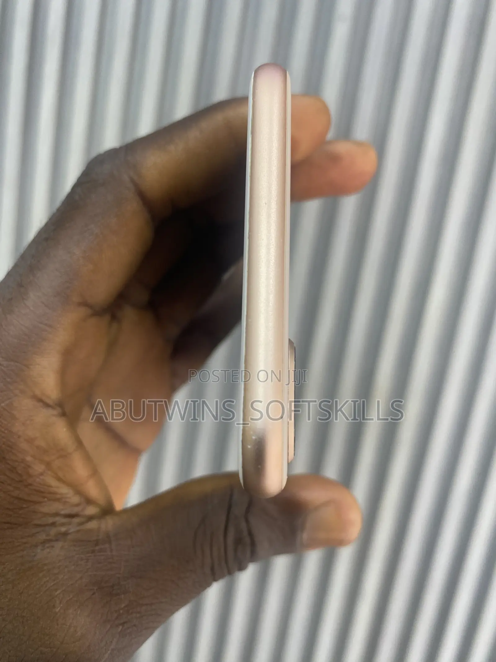 Apple iPhone 8 Plus 64 GB Gold
