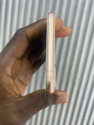 Apple iPhone 8 Plus 64 GB Gold
