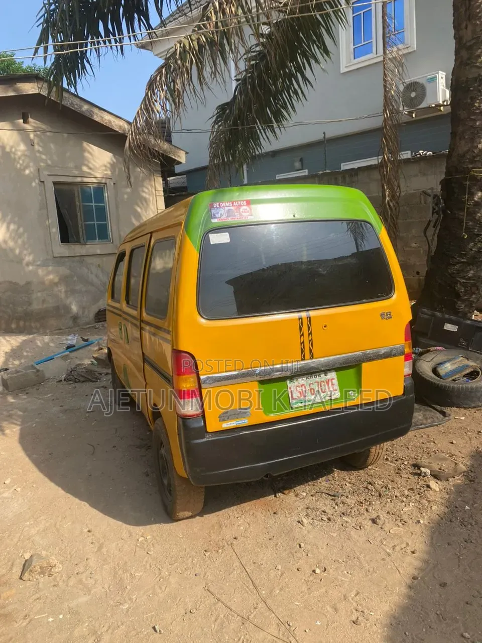 Suzuki APV Minibus 2010 Yellow