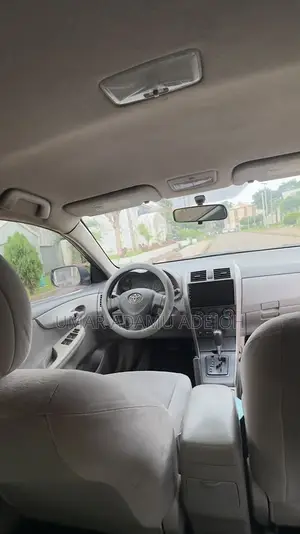 Toyota Corolla 2010 Green