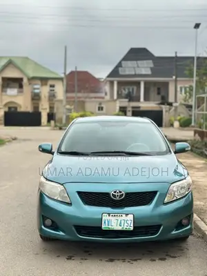 Toyota Corolla 2010 Green