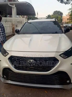 Toyota Highlander 2021 White