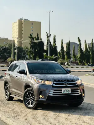 Toyota Highlander 2018