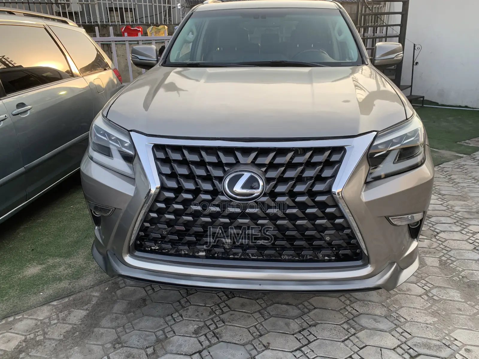 Lexus GX 460 Luxury 2019 Red
